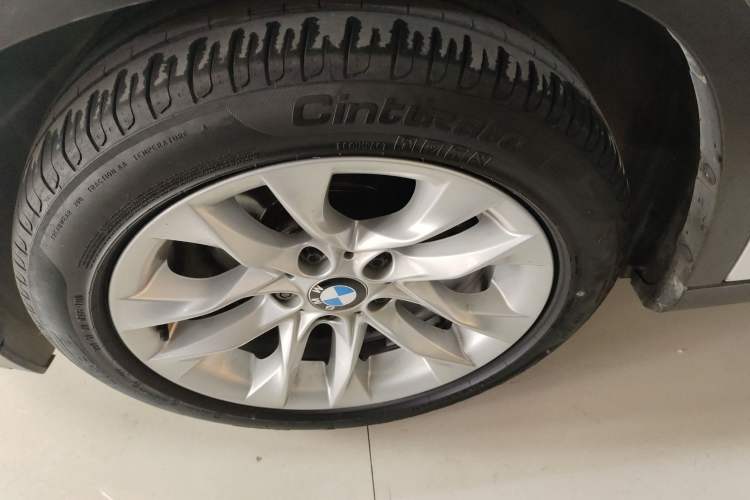 Used BMW X1 2015 sDrive18i Fashion Upgrade Edition Left Front Wheel Hub