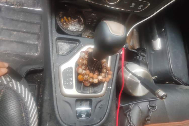 Used Jeep Cherokee 2016 2.0L Superior Edition
