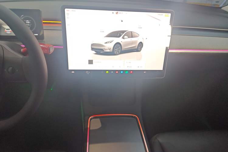 Used Tesla Model Y 2024 Long-Range All-Wheel-Drive Version