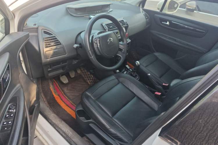 Used Citroen C-Quatre 2016 Classic Sedan 1.6L Manual - Premium Version