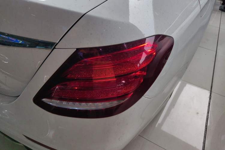 Used Mercedes-Benz E-Class 2020 Restyled E 300 L Sporty and Stylish Edition