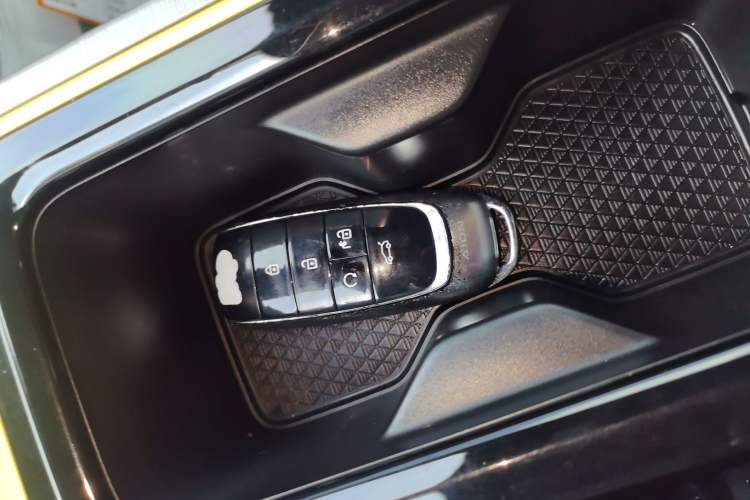 Used AION Y 2021 70 Tech Vitality Edition