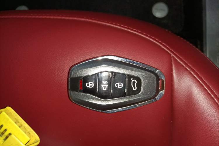 Used JETOUR X70 PRO 2023 1.6T DCT Enjoy MAX 5-seater