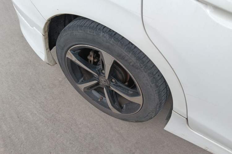 Used Honda Jade 2014 1.8L Automatic Comfort Elite Version 5 Seats