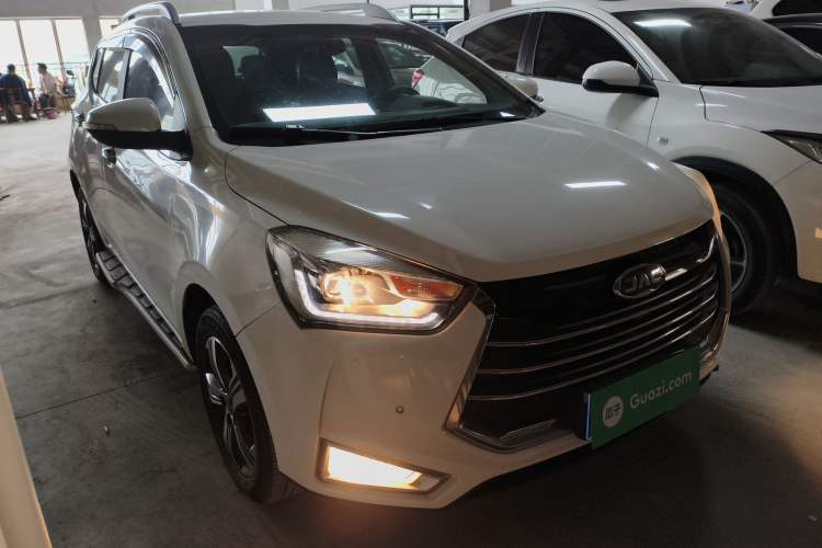 Used JAC Group Refine S2 2018 Smart Drive Edition 1.5L Manual Luxury Smart Model Front Right 45 Deg