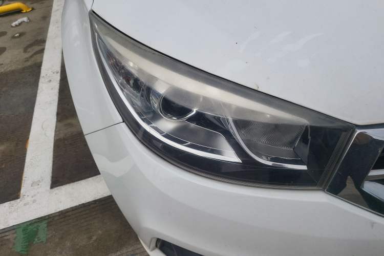 Used Chery Tiggo 3 2015 1.6L Manual Zhishang Sport Edition Right Front Headlight