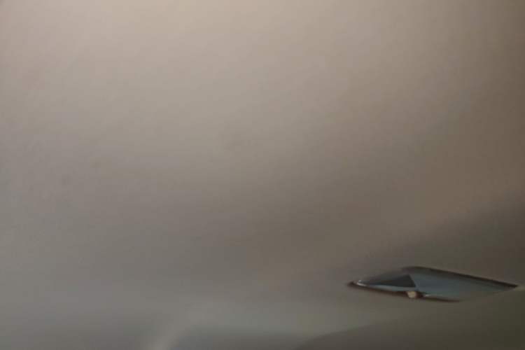 Used Toyota Land Cruiser 2015 4.0L V6 Middle East Low-Trim Version Headliner