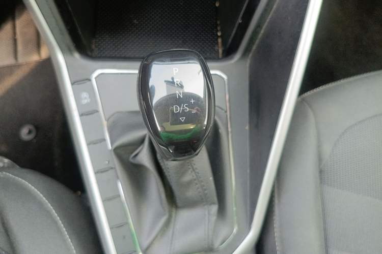 Used Volkswagen Polo 2021 Plus 1.5L Automatic Panoramic Enjoyment Edition Gear Lever