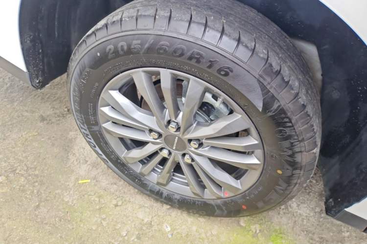 Used SAIC MAXUS G50 PHEV 2025 Leading Edition
