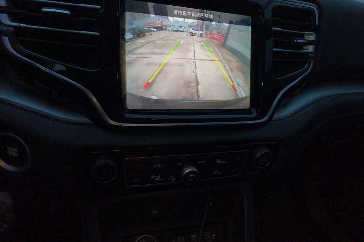 Used Jeep Commander 2018 2.0T Two-Wheel Drive Enjoy Edition China V
