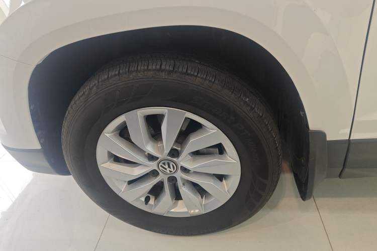 Used Volkswagen Tharu 2019 280TSI Two-Wheel Drive Trend Edition China VI Standard Left Front Wheel Hub
