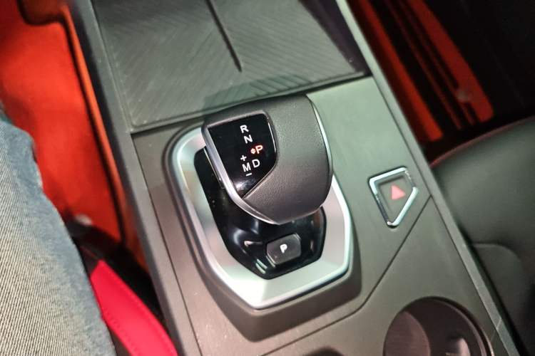 Used JETOUR Dashing 2023 1.5T DCT Starlight Shine Pro Edition