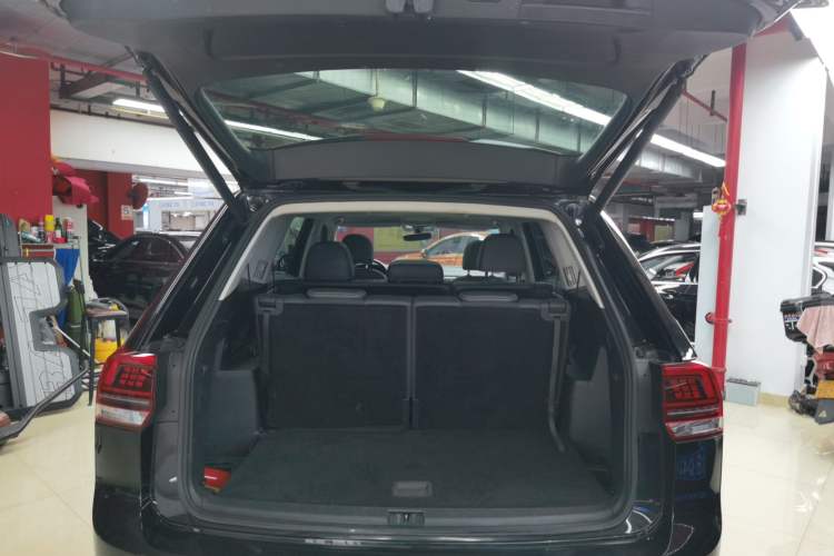 Used Volkswagen Teramont 2017 330TSI Two-Wheel-Drive Luxury Edition