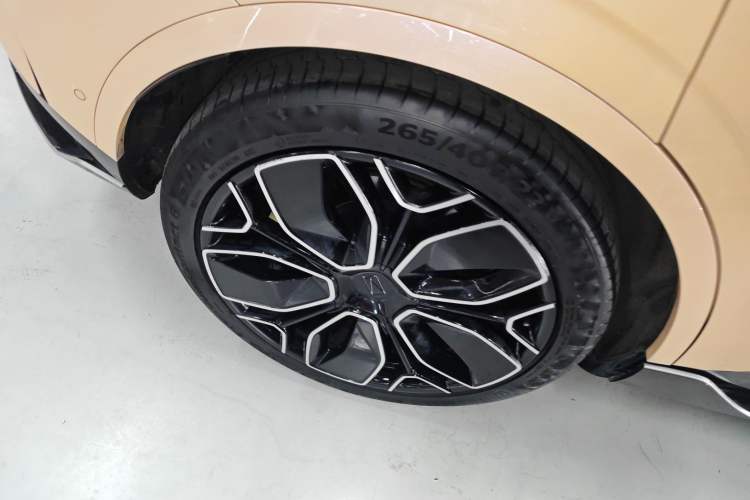 Used Avatr 11 2024 630 Rear-Wheel Drive Edition with Three Lasers
