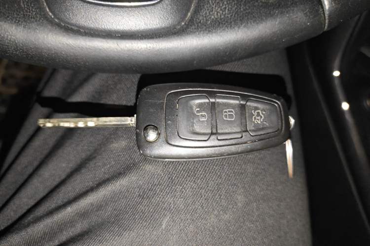 Used Ford Focus 2017 Sedan 1.6L Automatic Fashion Edition Smart Drive Version