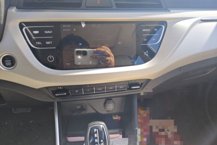 Used Geely Auto Vision X3 2020 1.5L CVT Luxury Model Audio And AC Panel