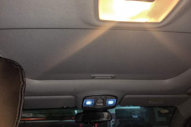 Used Hyundai Tucson 2020 280TGDi Two-Wheel-Drive GLS Smart Connectivity Version China VI Standard Headliner