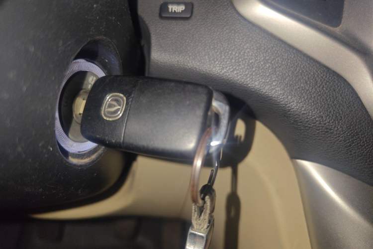 Used CHANGAN Eado 2015 1.6L Manual Luxury Model China IV Standard Vehicle Key