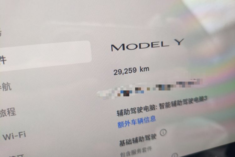 Used Tesla Model Y 2022 Rear-Wheel-Drive Version
