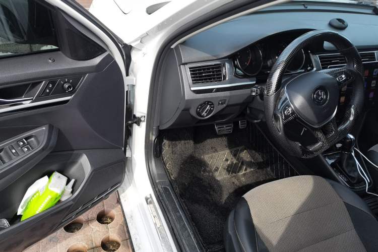 Used Volkswagen C-TREK 2018 230TSI DSG Comfort Model Driver Seat