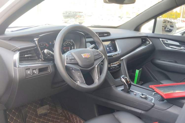 Used Cadillac XT5 2021 2.0T Two-Wheel Drive Luxury Version
