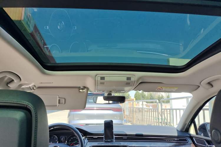 Used Volkswagen Magotan 2018 Facelift 330TSI DSG Luxury Model
