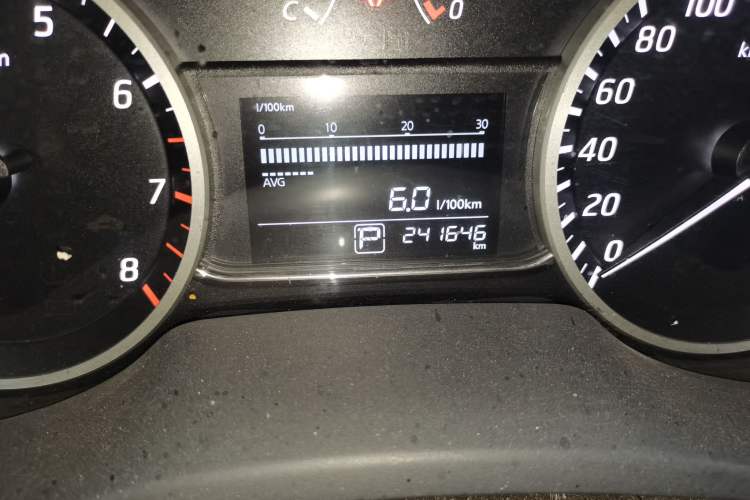 Used Nissan Sylphy 2019 1.6XV CVT Smart Connect Luxury Edition China V Standard Odometer Close Up