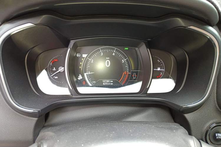 Used Renault Koleos 2017 2.5L Four-Wheel Drive Premium Edition Instrument Cluster