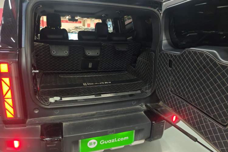 Used iCAR 03T 2024 520km Two-Wheel Drive Long-Range Version Trunk