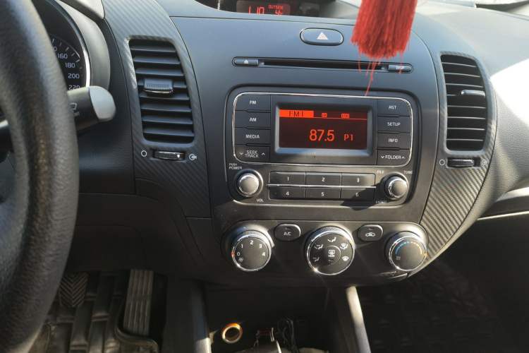 Used Kia K3 2013 1.6L Manual GL
