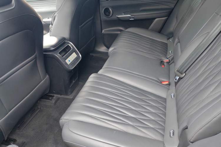 Used EXEED Star Era ET 2024 Extended-Range 240 Ultra All-Wheel Drive Left Rear Seat