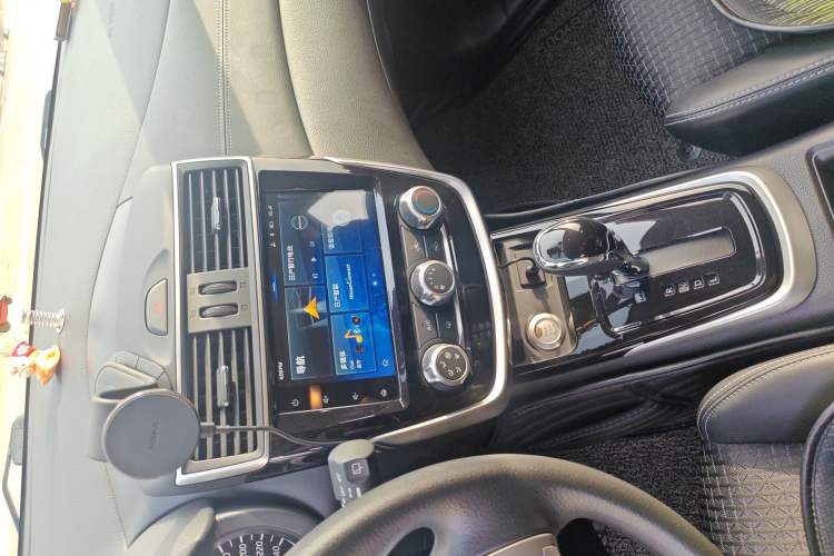 Used Nissan Tiida 2019 1.6L CVT Smart Drive Version China VI Standard