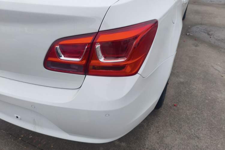 Used Chevrolet Cruze 2015 1.5L Classic SE AT
