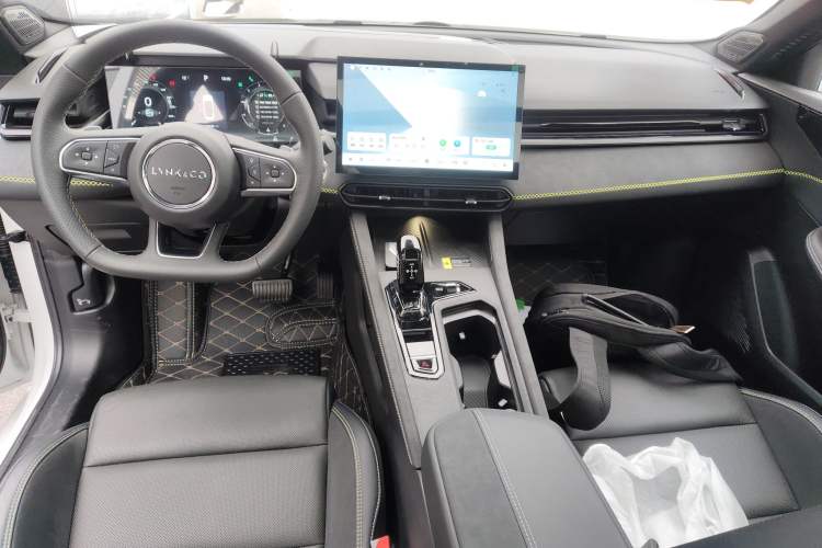 Used Lynk & Co 03 2023 1.5TD DCT JingPro