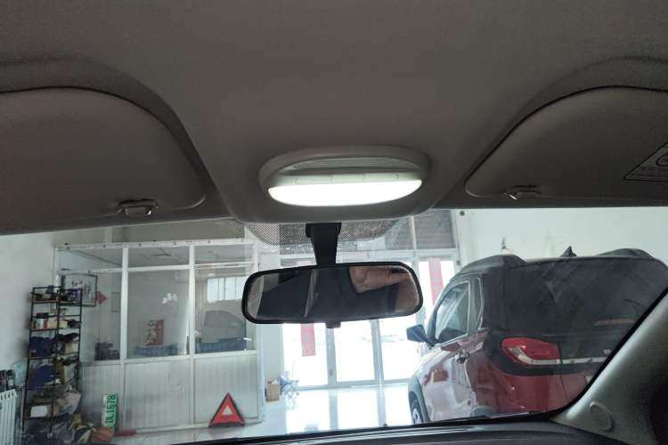 Used Chery Little Ant 2022 Revised Version Sweet Pink Edition Half-Sugar Version Lithium Iron Phosphate 30.7 kWh 30 kW 301 km