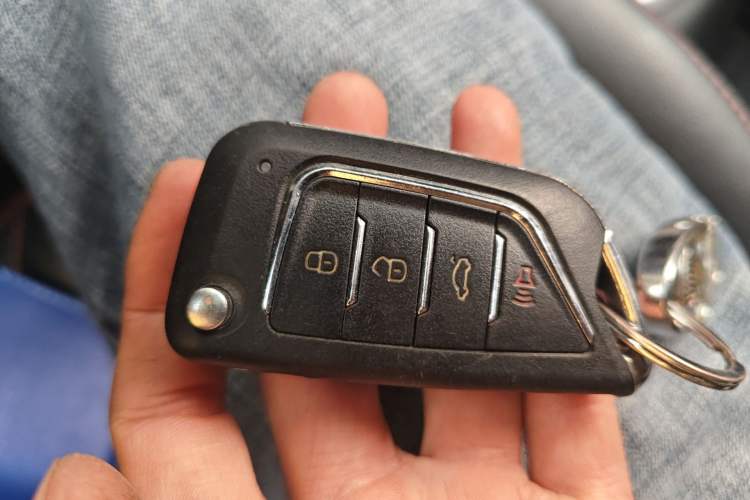 Used Suzuki Swift 2016 1.5L Manual Fashion Model Vehicle Key