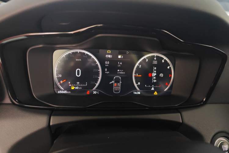 Used Lynk & Co 01 2020 2.0T Two-Wheel Drive Pure Pro Version China VI Standard
