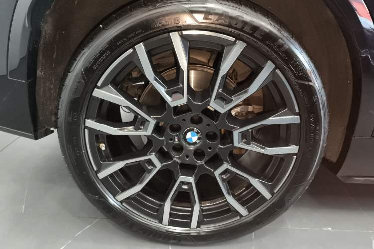 Used BMW X5 2023 xDrive 40Li M Sport Night Edition Package