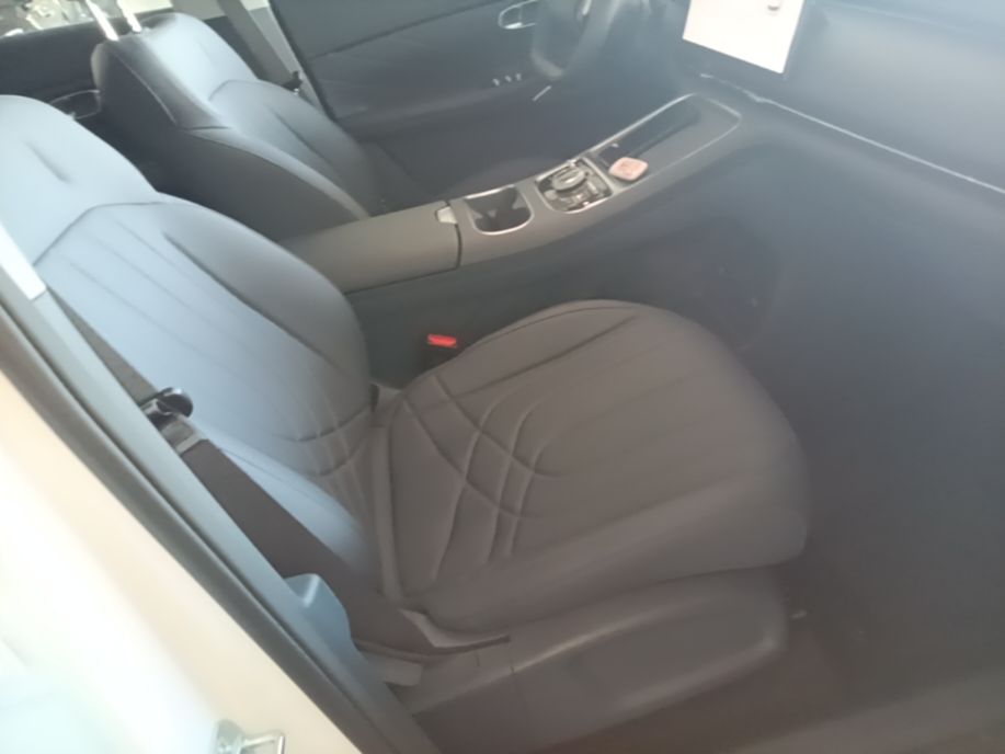Geely Galaxy Xingjian 7 EM-i 2026 Model 135km Smart Navigation Version — снимка 19