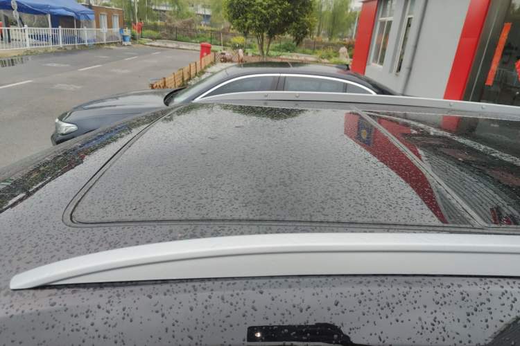 Used Cadillac XT5 2018 25T Luxury Model Roof