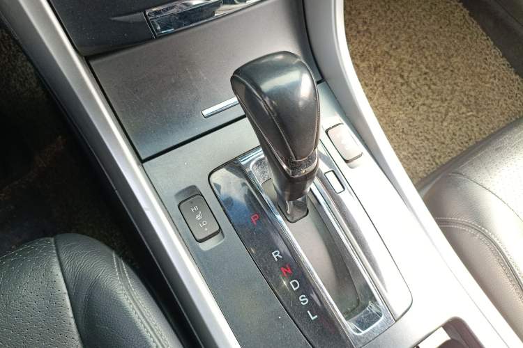 Used Honda Accord 2015 2.0L LXS Elite Edition Gear Lever