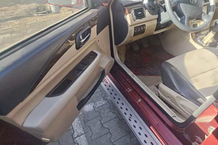 Used Yema F10 2011 1.5L Luxury Model Driver Seat