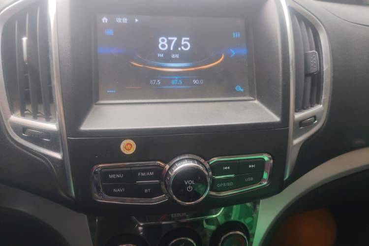 Used HYOSOW H3 2015 1.5L manual luxury version