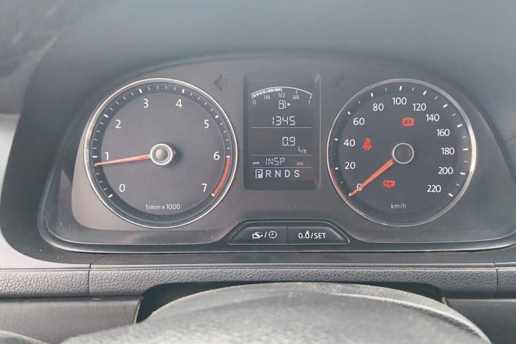 Used Volkswagen Lavida 2013 1.6L Automatic Comfort Edition
