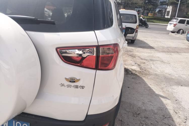 Used Ford EcoSport 2013 1.5L Automatic Fashion Model Right Rear Taillight