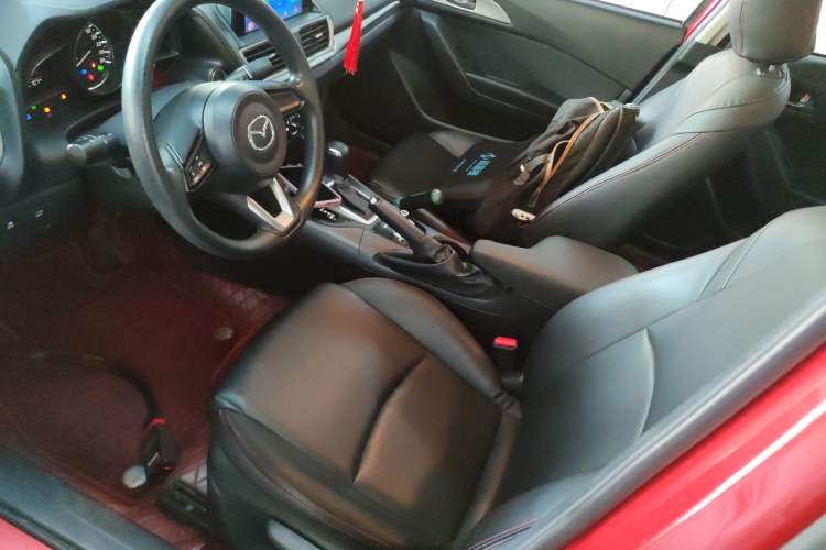 Used Mazda 3 Axela 2019 Cloud-Controlled Version Sedan 1.5L Automatic Comfort Trim China VI Standard