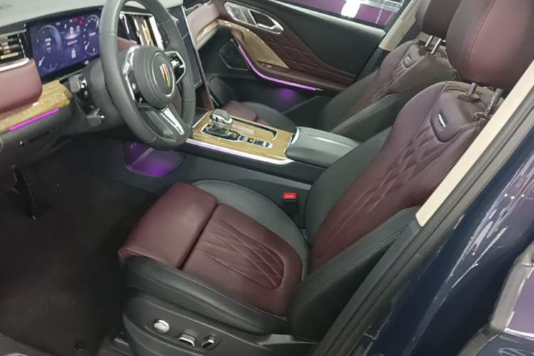 Used Hongqi HS7 2023 2.0T Automatic All-Wheel-Drive Flagship Edition Six Seats
