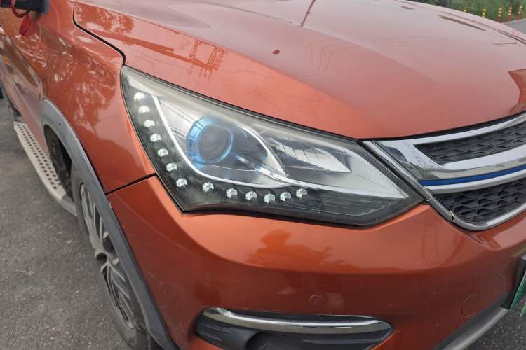 Used BYD Song New Energy 2017 Song DM 1.5TID All-Wheel Drive Luxury Model
