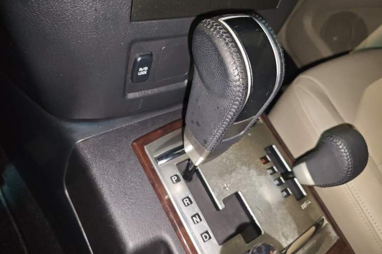Used Mitsubishi Pajero 2018 V97 3.8L 5-Door GLS Sunroof – Middle East
