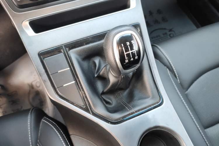 Used Geely Auto Emgrand 2018 1.5L Manual Upward Connect Edition
